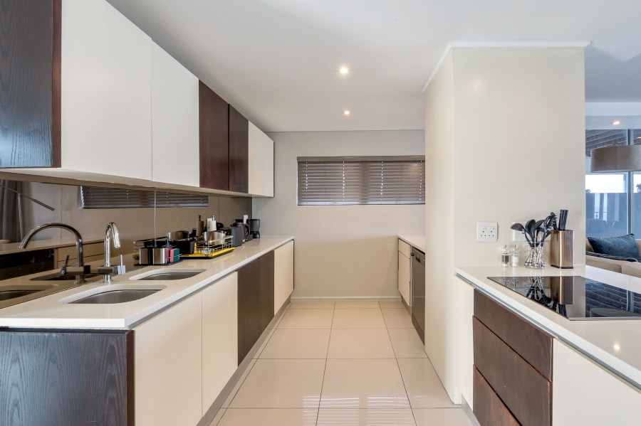 4 Bedroom Property for Sale in Beachfront Western Cape